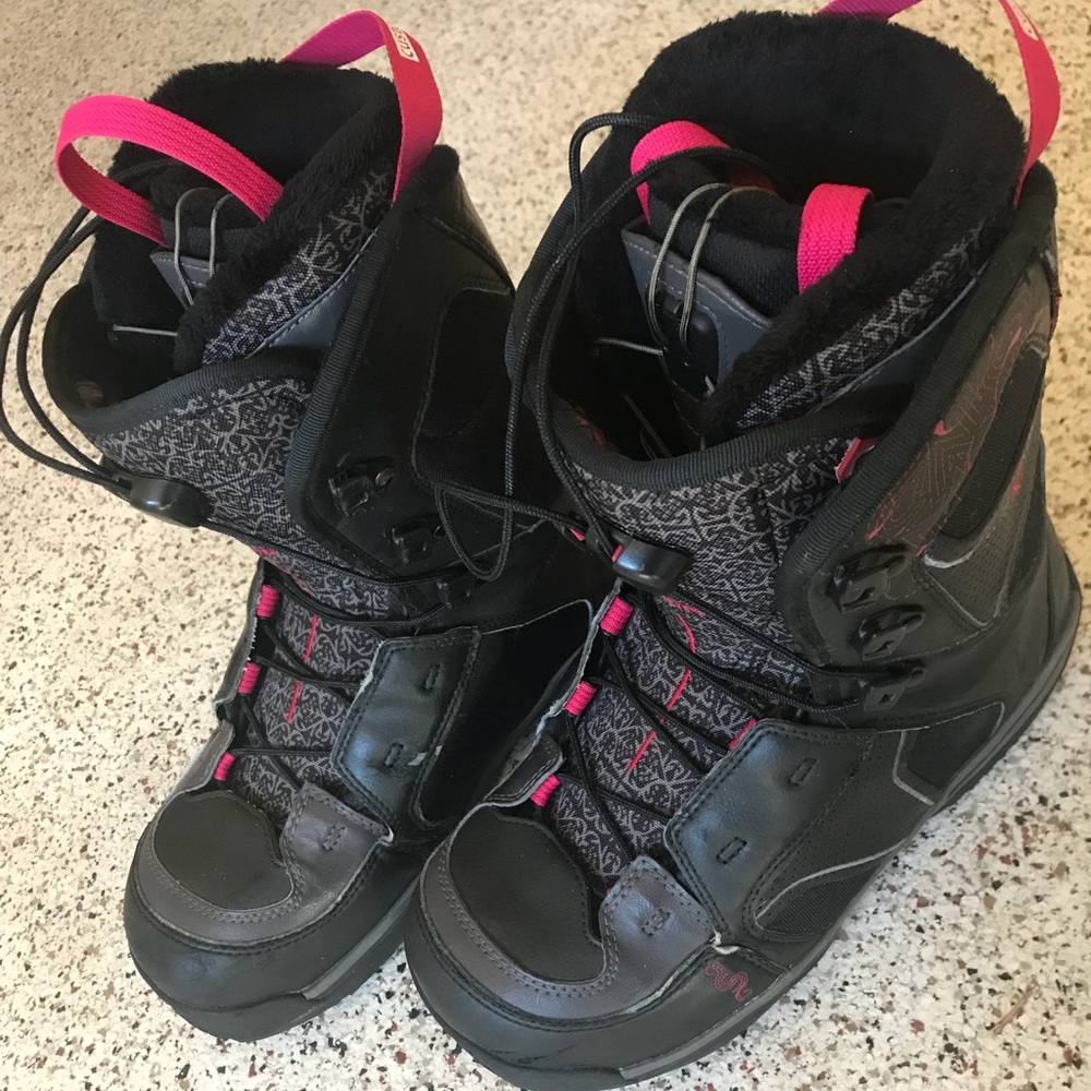 Salomon Ivy snowboard boots